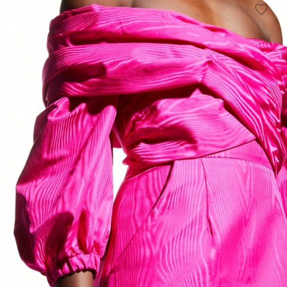 Hot pink formal dress - Picture 4 of 4